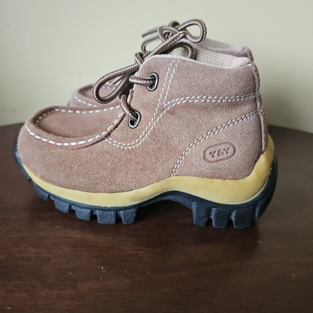 Y&Y  Kids Baby Shoes‎ Brown Leather Size 9